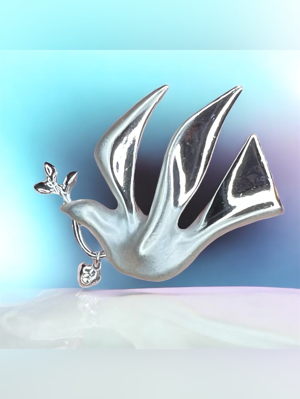 GIUSTI • Vintage Silver Tone Peace Dove Brooch Pin Olive Branch & Dangle Heart
